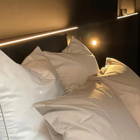 Appartement De Luxe & Design Au Coeur De Avec Parking *