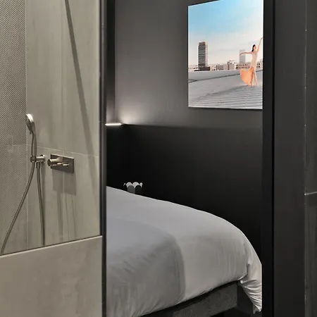 Mmm - 25ba - De Luxe - Centre De